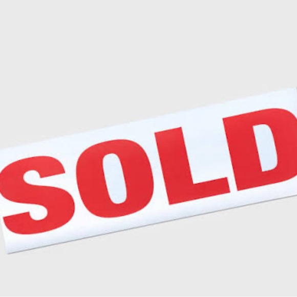 Sold - Picture 1 of 8